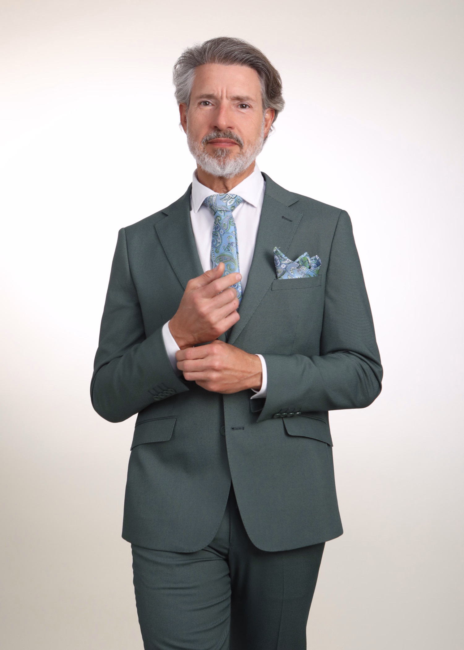 TRAJE CRO.LINO CLEMENTE